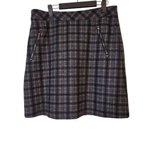 Charlie B skirt, black & Gray.  Size L.